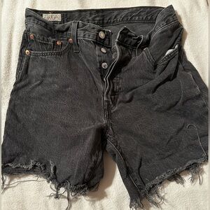 Levi mom fit shorts